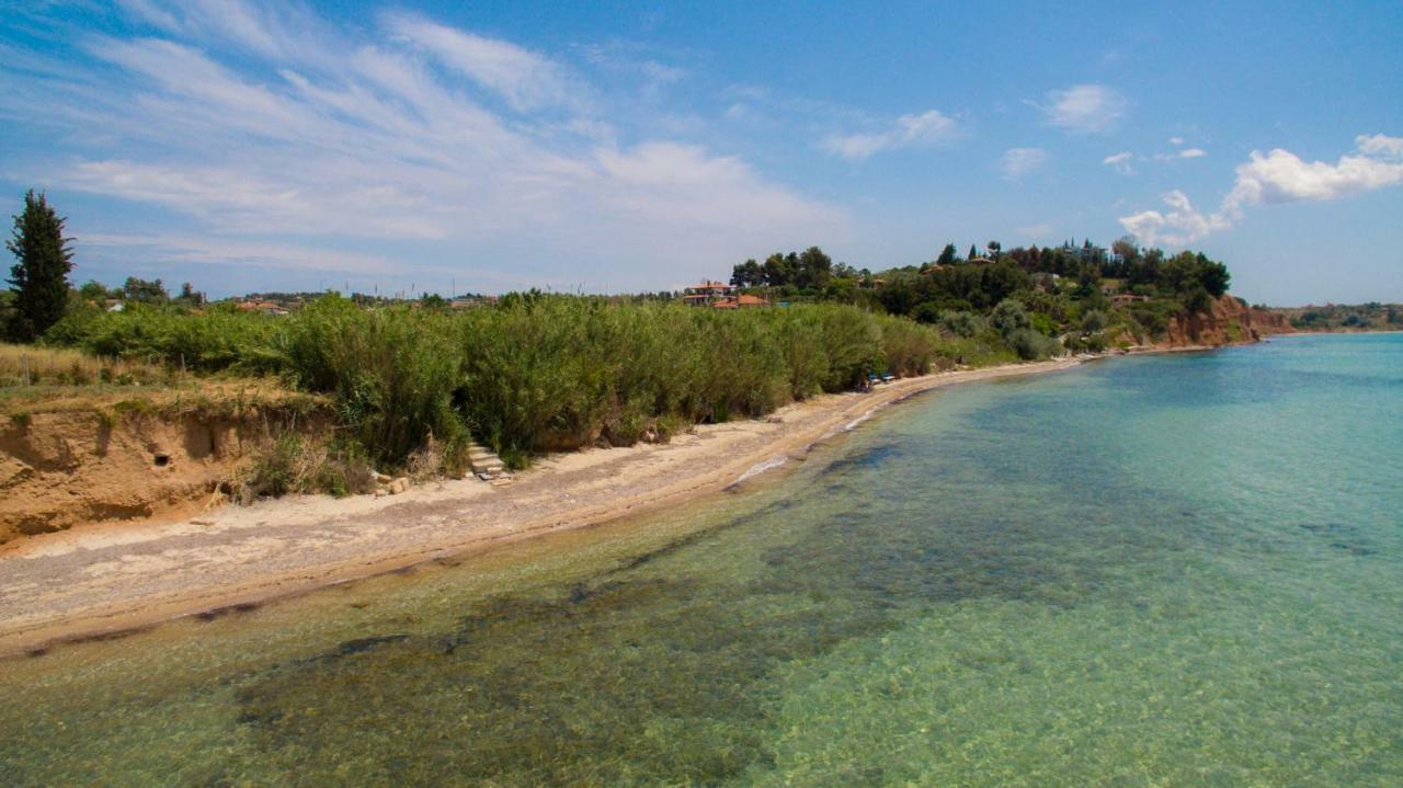 Magnificent Seascape Villa On A Secluded Beach Nea Moudania Buitenkant foto